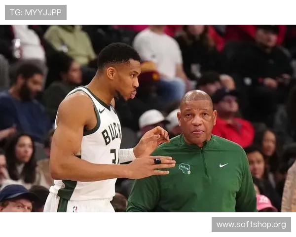 Shams曝字母哥对雄鹿阵容前景生疑